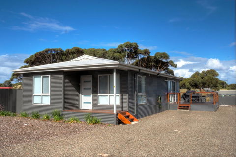 Home On Torrens - Accommodation Port Hedland 22