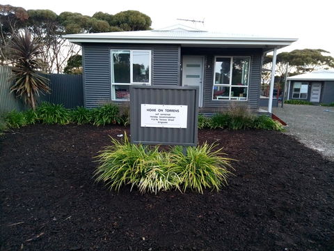 Home On Torrens - Accommodation Port Hedland 7