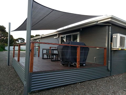 Home On Torrens - Accommodation Port Hedland 6