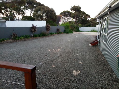 Home On Torrens - Accommodation Port Hedland 4