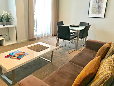 Adelaide DressCircle Apartments - North Terrace - Accommodation Port Hedland 19