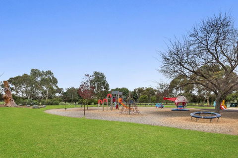 Adelaide Style Accommodation-Close To City-North Adelaide-3 Bdrm- FREE Parking - Accommodation Port Hedland 33