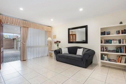 Adelaide Style Accommodation-Close To City-North Adelaide-3 Bdrm- FREE Parking - Accommodation Port Hedland 7