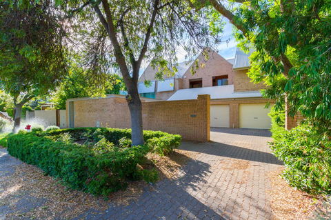Adelaide Style Accommodation-Close To City-North Adelaide-3 Bdrm- FREE Parking - Accommodation Port Hedland 22