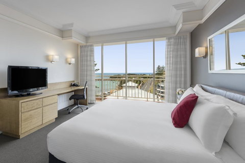 Crowne Plaza Terrigal Pacific, An IHG Hotel - Accommodation Port Hedland 30