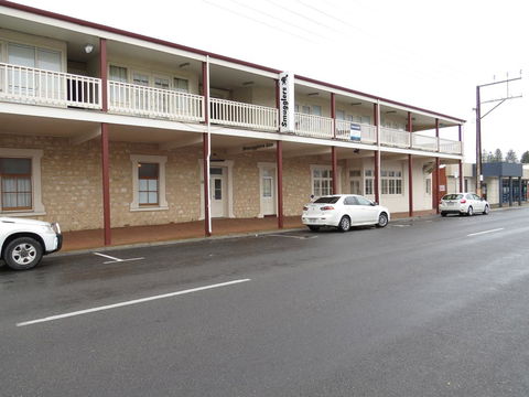 Smugglers Inn Studio Apartments - Accommodation Port Hedland 10