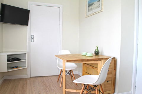 Smugglers Inn Studio Apartments - Accommodation Port Hedland 14