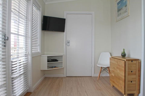 Smugglers Inn Studio Apartments - Accommodation Port Hedland 17