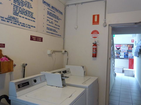 Glenelg Holiday Apartments - Corfu - Accommodation Port Hedland 16