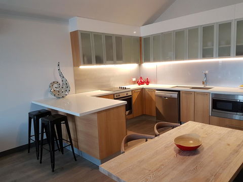 Semaphore Splash Apartments - Accommodation Port Hedland 10