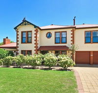 Wine and Roses Bed and Breakfast - Accommodation Port Hedland