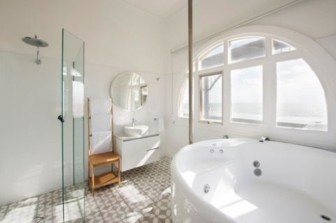 Seawall Apartments - Accommodation Port Hedland 10