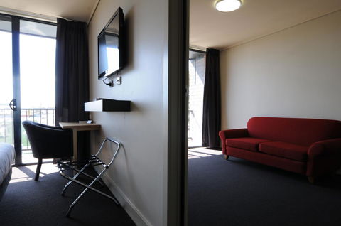 Mansfield Park Hotel - Accommodation Port Hedland 2