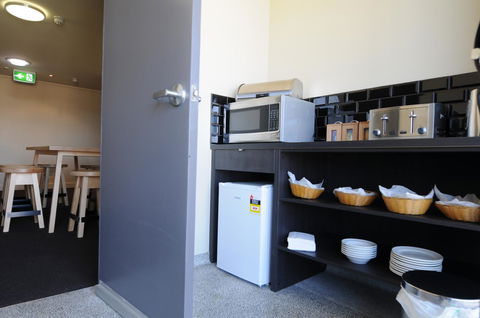 Mansfield Park Hotel - Accommodation Port Hedland 6