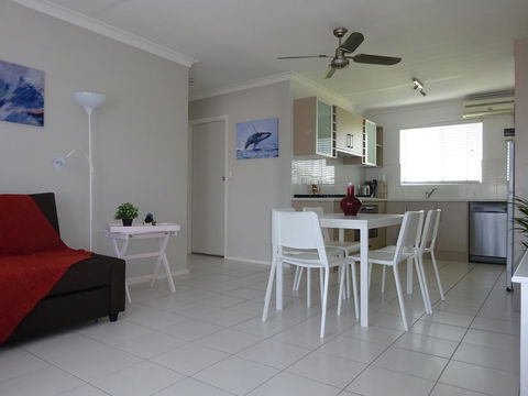 Selene Holiday Apartment @West Beach - Accommodation Port Hedland 12