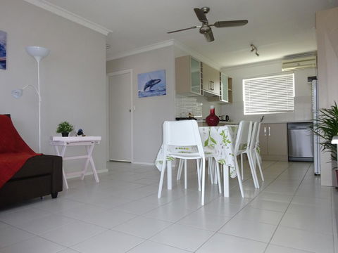 Selene Holiday Apartment @West Beach - Accommodation Port Hedland 1
