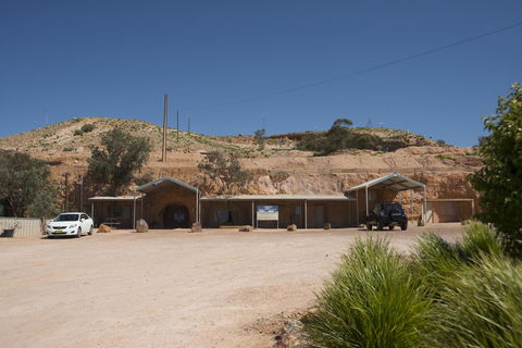 Ali\'s Underground Studio - Accommodation Port Hedland 15