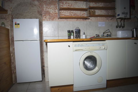 Ali\'s Underground Studio - Accommodation Port Hedland 5