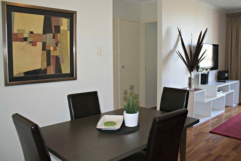 Adelaide DressCircle Apartments - Archer Street - Accommodation Port Hedland 23