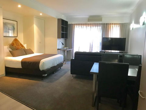 Adelaide DressCircle Apartments - Archer Street - Accommodation Port Hedland 4