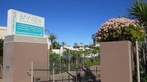 Bayview Beachfront Apartments, In Town Right On The Beach - Accommodation Port Hedland 16