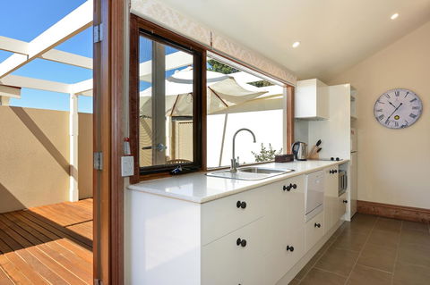 Trafalgar Premium Vintage Suites - Accommodation Port Hedland 12