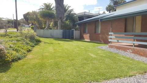 Breeze On Scenic - Accommodation Port Hedland 2