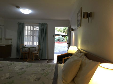 Ten Dollar Town Motel - Accommodation Port Hedland 29