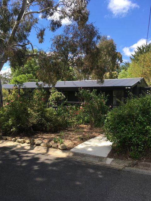 Hilltop Too - Accommodation Port Hedland 0