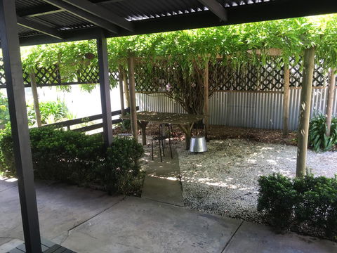 Hilltop Too - Accommodation Port Hedland 11