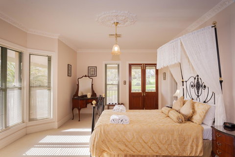 Angaston Saleyards Luxury Accommodation - Accommodation Port Hedland 1