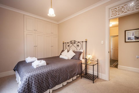 Angaston Saleyards Luxury Accommodation - Accommodation Port Hedland 16