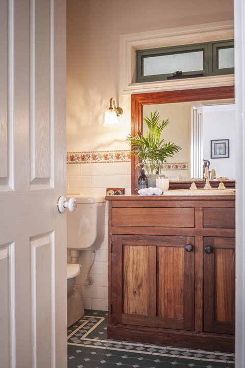 Angaston Saleyards Luxury Accommodation - Accommodation Port Hedland 9