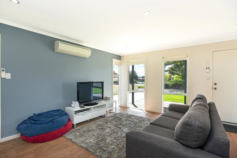 'Hope House' - Encounter Bay - Accommodation Port Hedland 9