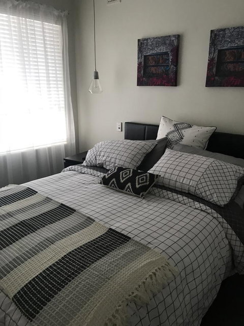 Christophers Villa - Accommodation Port Hedland 13