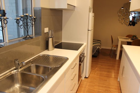 Christophers Villa - Accommodation Port Hedland 33