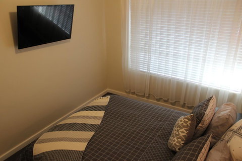 Christophers Villa - Accommodation Port Hedland 17