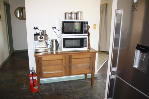 Maslin Beach House - Accommodation Port Hedland 11