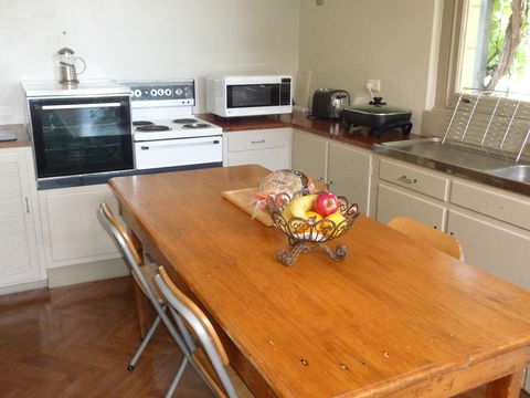 Country Bakehouse Accommodation - Accommodation Port Hedland 5