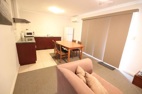 Port Vincent Motel & Apartments - Accommodation Port Hedland 4