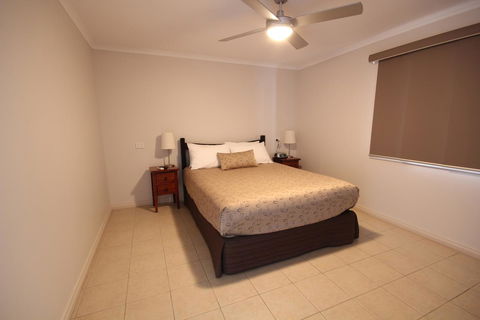 Port Vincent Motel & Apartments - Accommodation Port Hedland 5