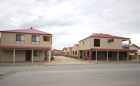 Port Vincent Motel & Apartments - Accommodation Port Hedland 0