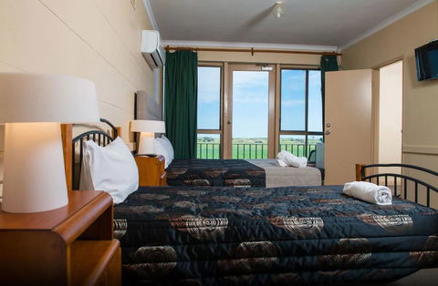 Tailem Bend Riverside Hotel - Accommodation Port Hedland 1