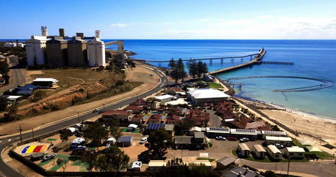 Wallaroo Beachfront Tourist Park - Accommodation Port Hedland 2