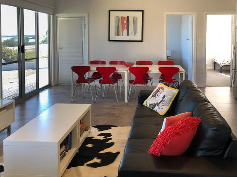 Beachview - Accommodation Port Hedland 9