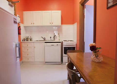 The Fruiterer's - Accommodation Port Hedland 23