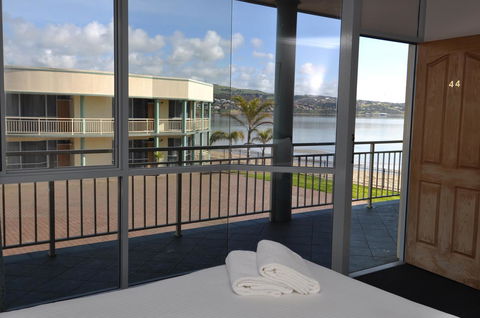 Hilton Beachfront Motel - Accommodation Port Hedland 0