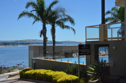 The Bluff Resort Apartments - Accommodation Port Hedland 12