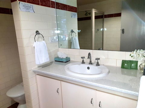 Nightcap At Hotel Victor - Accommodation Port Hedland 8