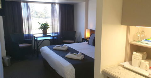 Nightcap At Hotel Victor - Accommodation Port Hedland 1